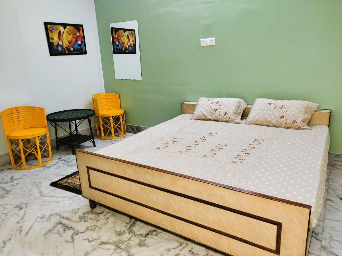 Yellow Homestay - Modern 2Bhk Ac Stay Jabalpur Exterior foto